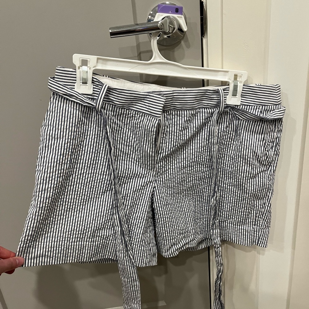 Brooks brother shorts size 6